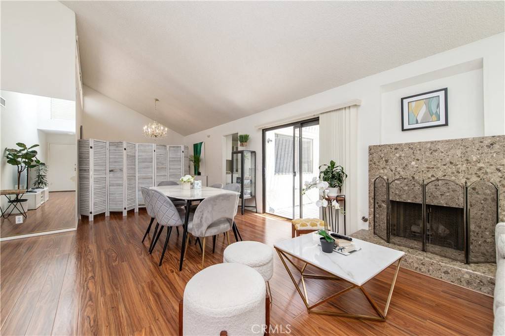 Irvine, CA 92612,9 Morena #28