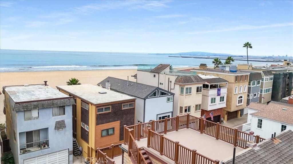 57 B Surfside AVe., Surfside, CA 90743