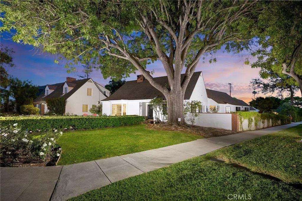 San Marino, CA 91108,2304 Melville DR