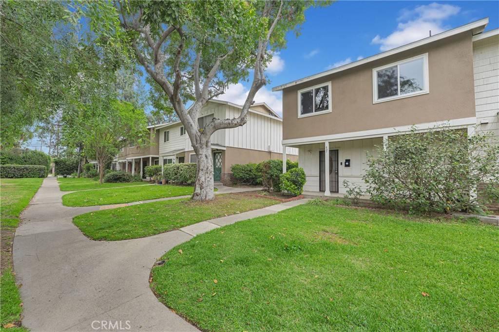 Azusa, CA 91702,437 N Rockvale AVE