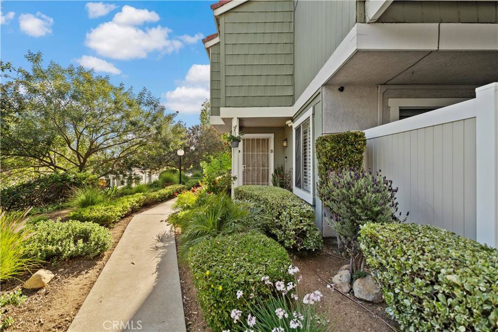 660 Golden Springs DR #B, Diamond Bar, CA 91765