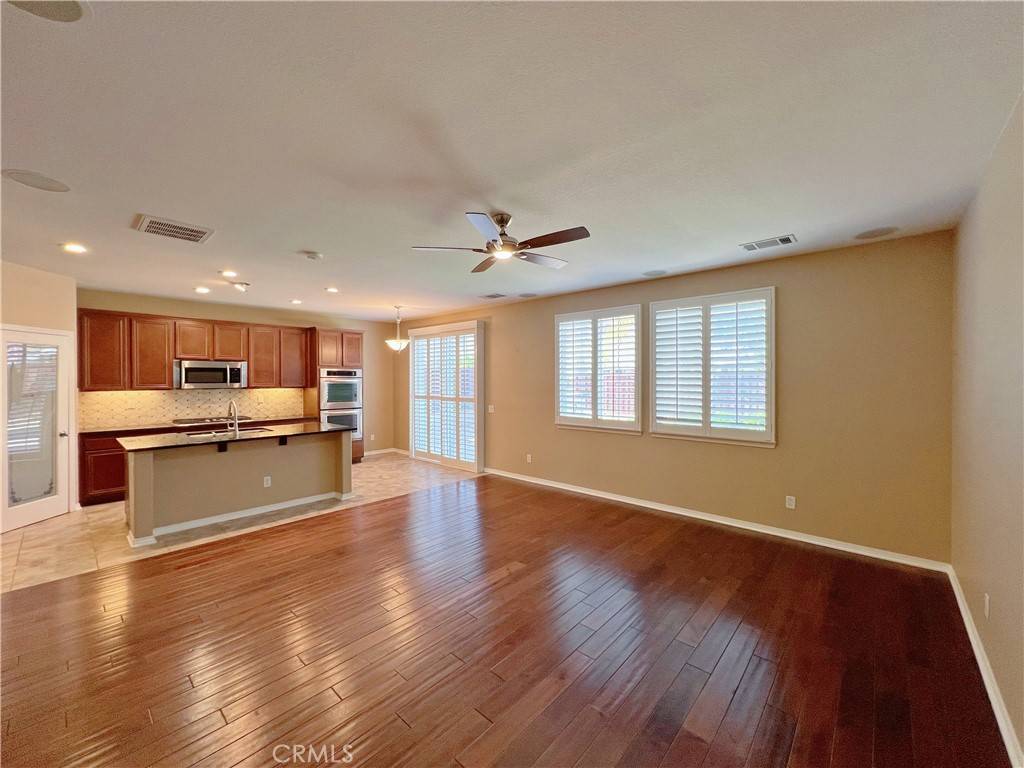 Temecula, CA 92592,32647 Dorset CT