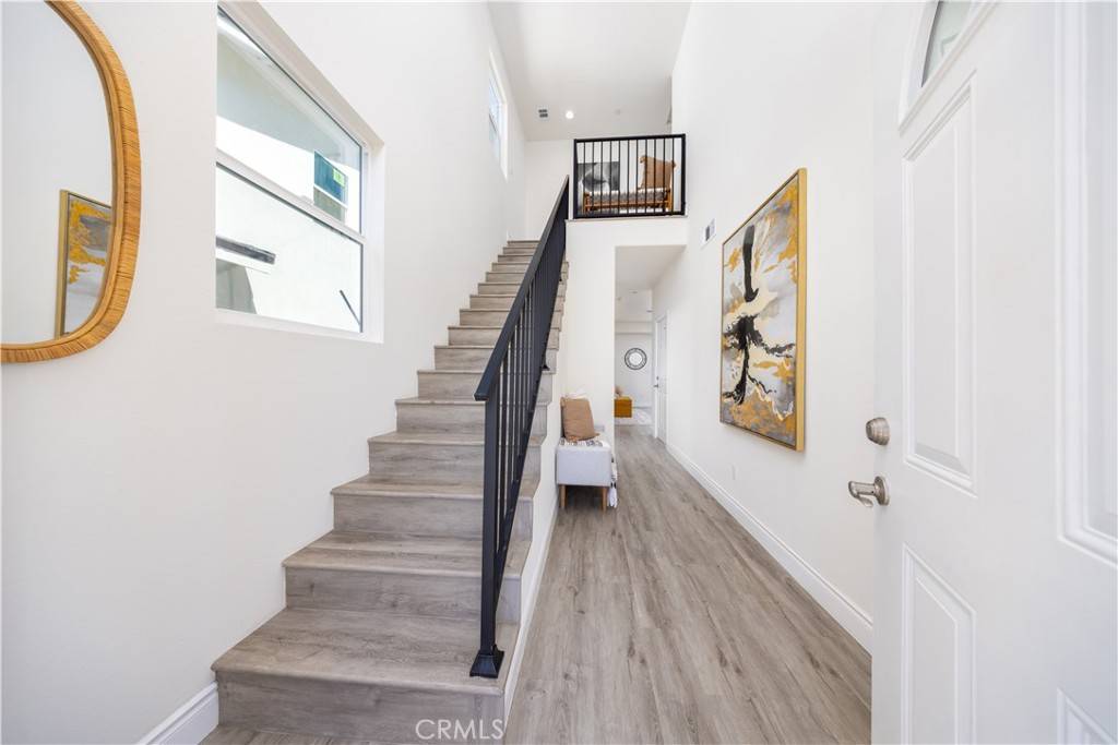 Pomona, CA 91768,763 Lewis ST