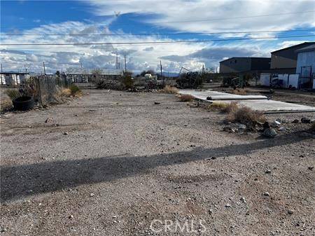 Needles, CA 92363,1221 Riverview LN
