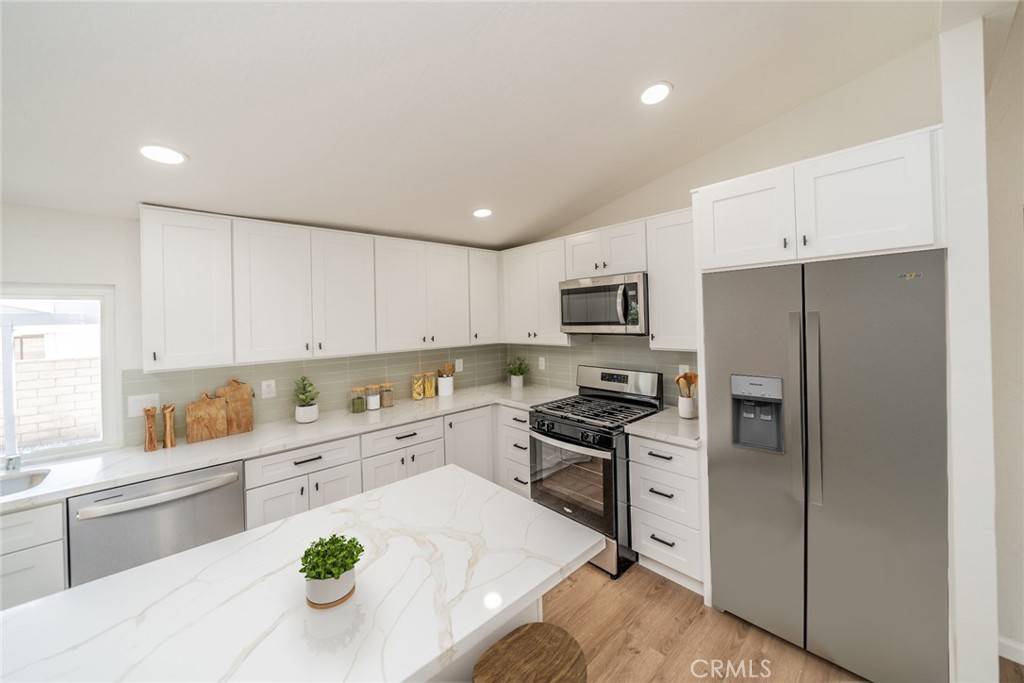 Desert Hot Springs, CA 92240,65565 Acoma AVE #130