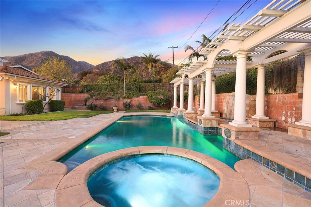 Arcadia, CA 91006,1774 Orangewood LN