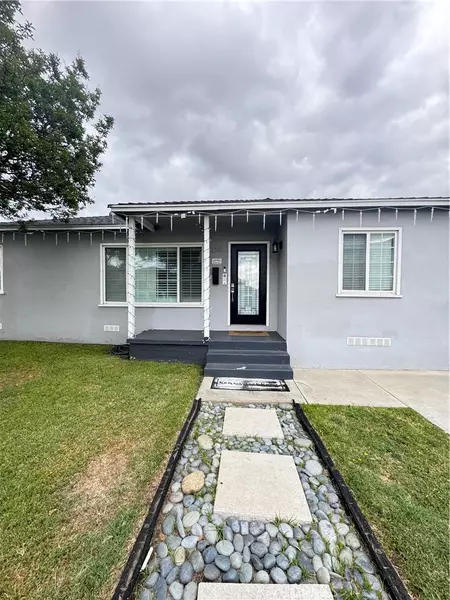 230 N Vincent AVE, West Covina, CA 91790