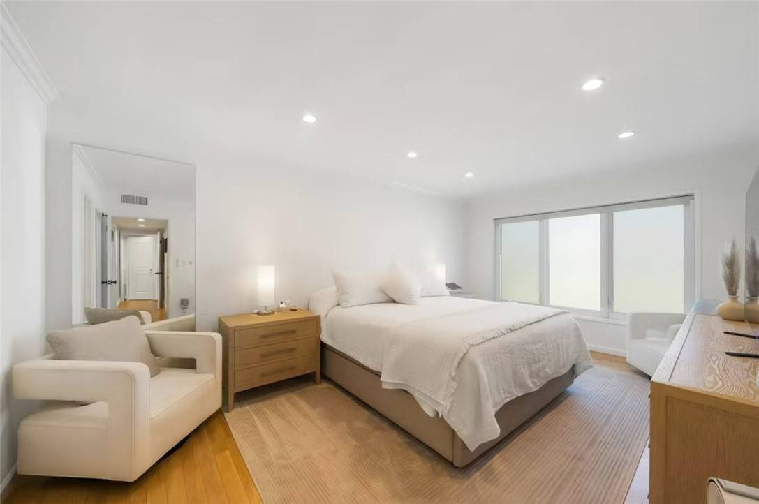 Los Angeles, CA 90027,3407 Huxley ST #31