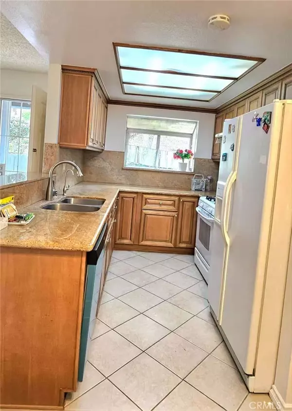 Rosemead, CA 91770,8032 Loren LN