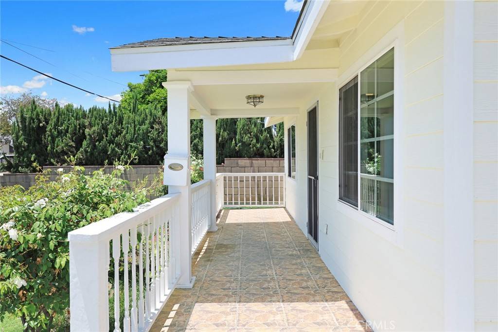 Alhambra, CA 91801,811 W San Marino AVE