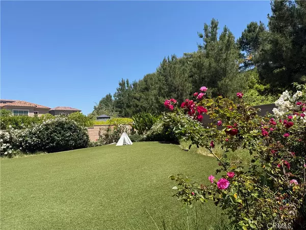 57 Stanza, Irvine, CA 92620