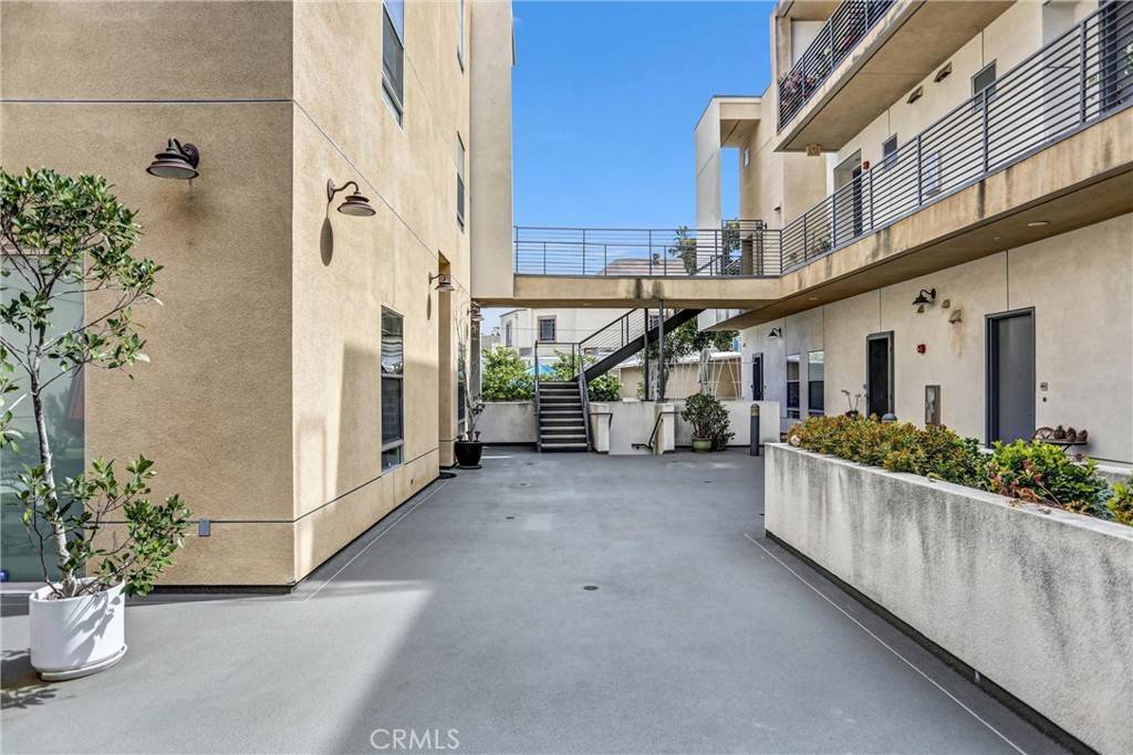 South Pasadena, CA 91030,1401 Mission ST #105