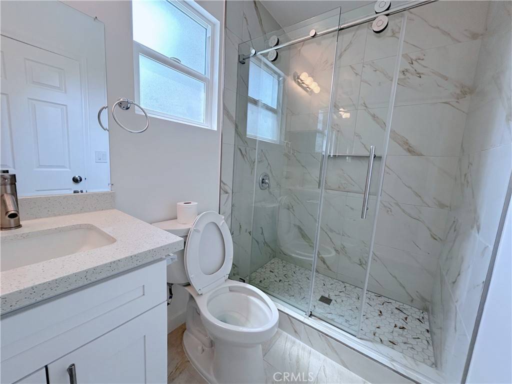 Ontario, CA 91764,1125 E E ST