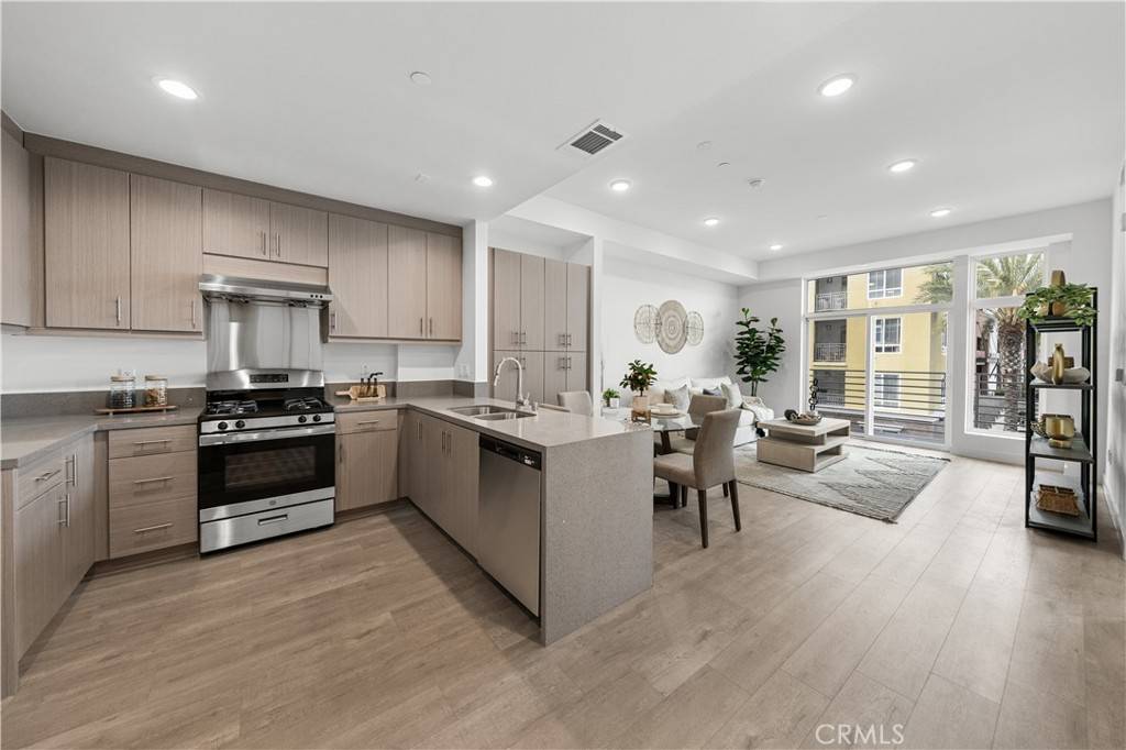 Alhambra, CA 91801,168 S Monterey ST #311