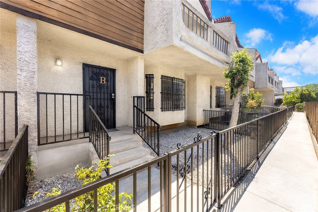 Monterey Park, CA 91755,321 N Lincoln AVE #B