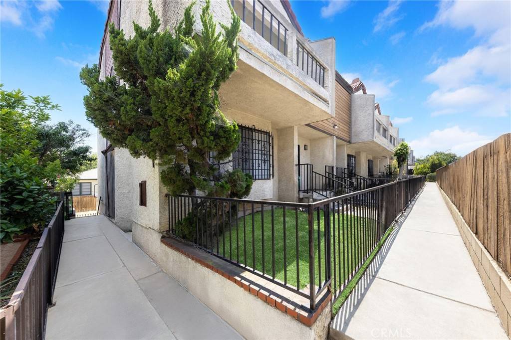Monterey Park, CA 91755,321 N Lincoln AVE #B