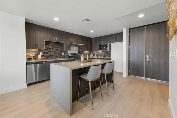 Alhambra, CA 91801,168 S Monterey ST #512