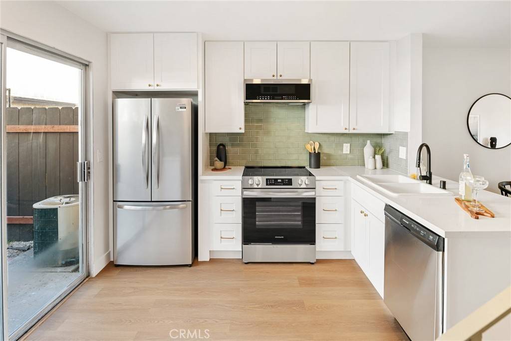 Santee, CA 92071,10353 Carefree DR
