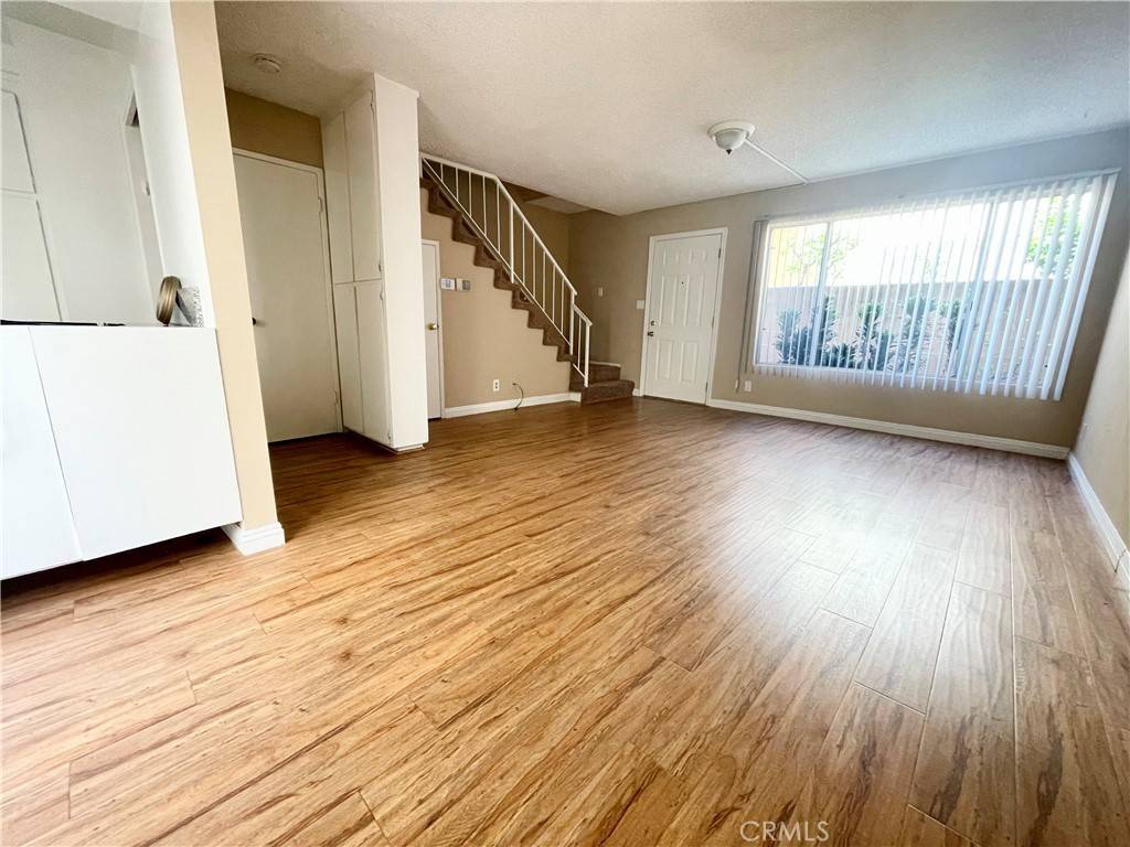 Monterey Park, CA 91755,220 N Alhambra AVE #B