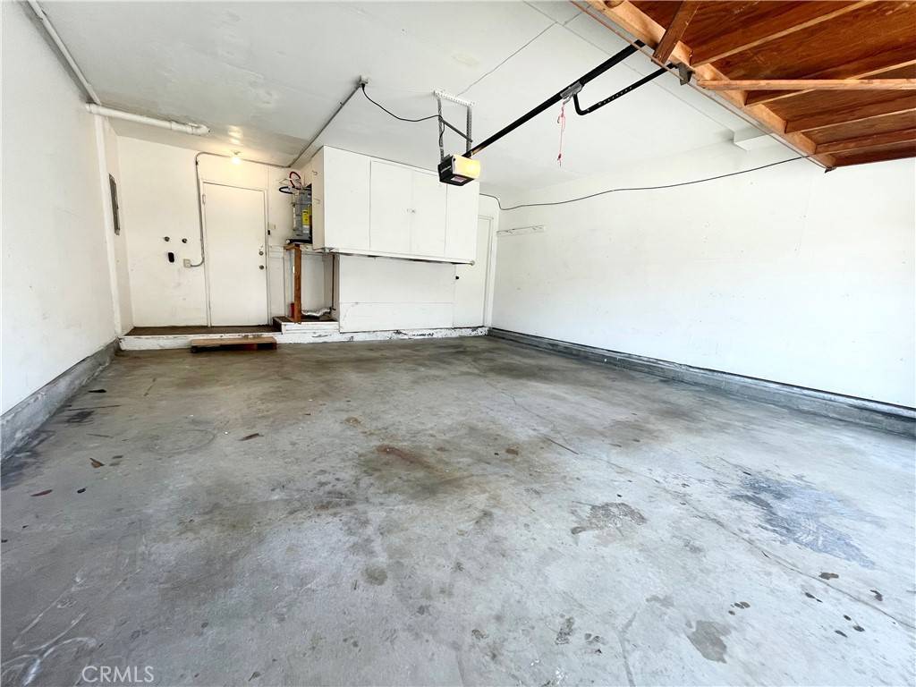 Monterey Park, CA 91755,220 N Alhambra AVE #B