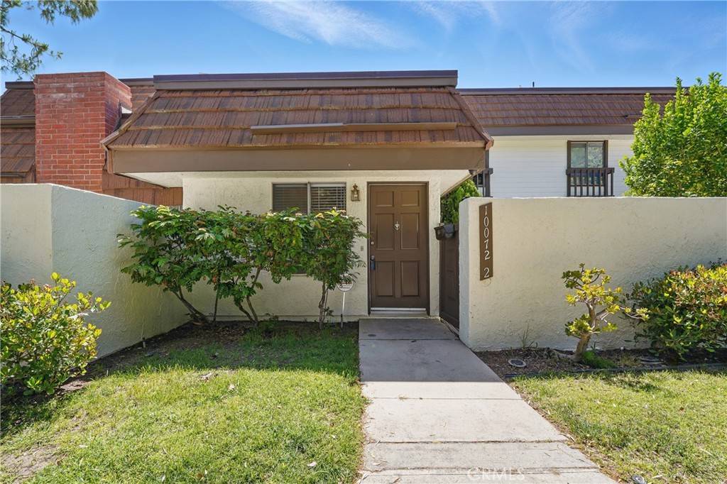 10072 Larwin AVE #2, Chatsworth, CA 91311