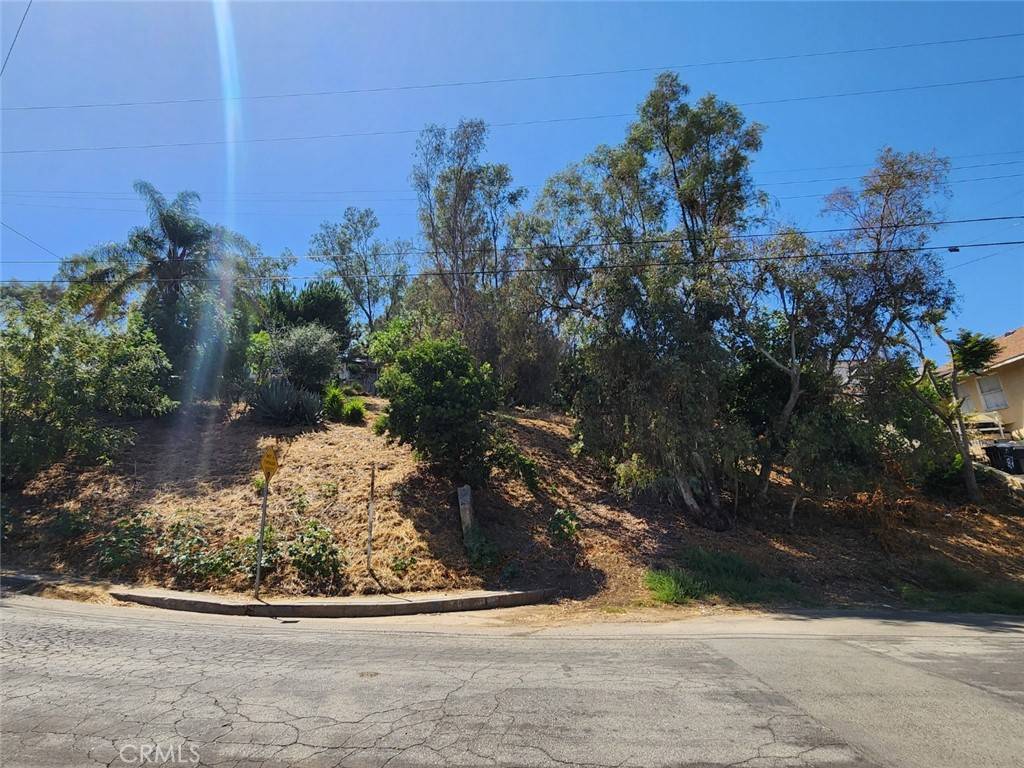 Los Angeles, CA 90032,3661 McKenzie Ave