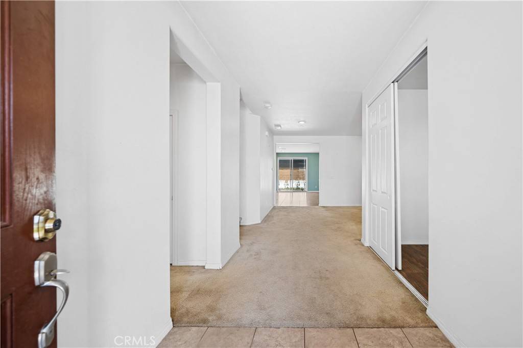 Jurupa Valley, CA 91752,11877 Crossbill WAY