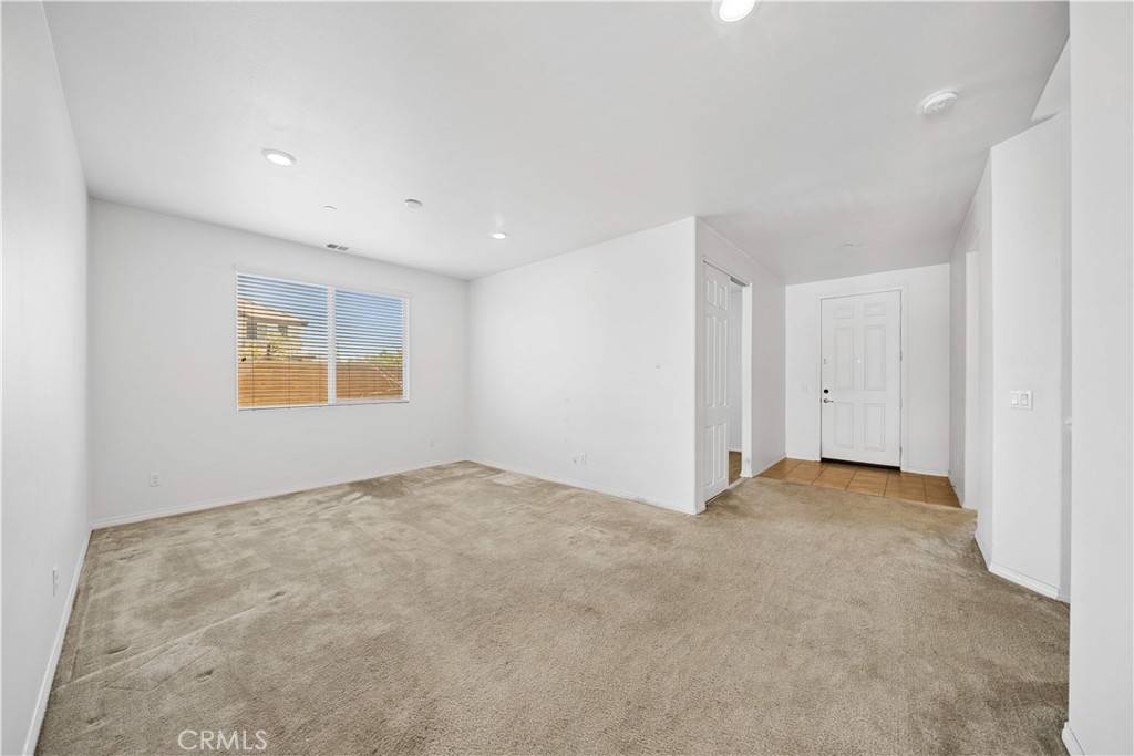 Jurupa Valley, CA 91752,11877 Crossbill WAY
