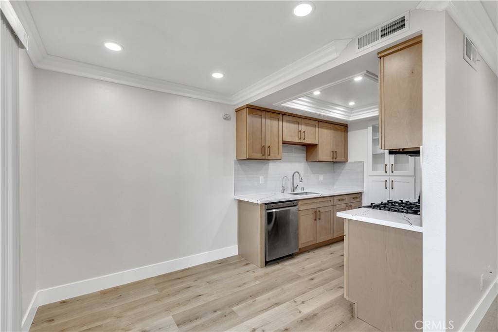 Hacienda Heights, CA 91745,1425 Forest Glen DR #159