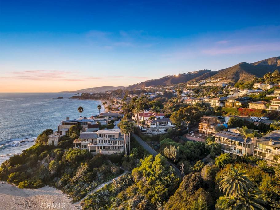 Laguna Beach, CA 92651,10 Camel Point