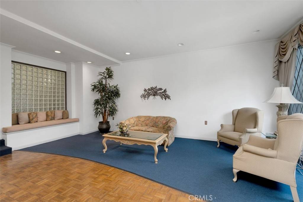 Pasadena, CA 91106,972 E California BLVD #309