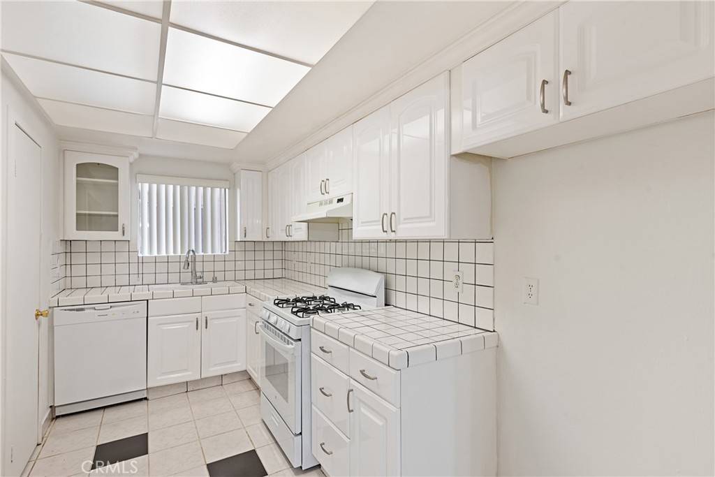 Glendale, CA 91203,333 Burchett ST #103