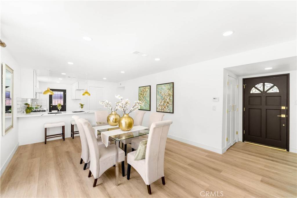 Northridge, CA 91324,9324 Rhea AVE