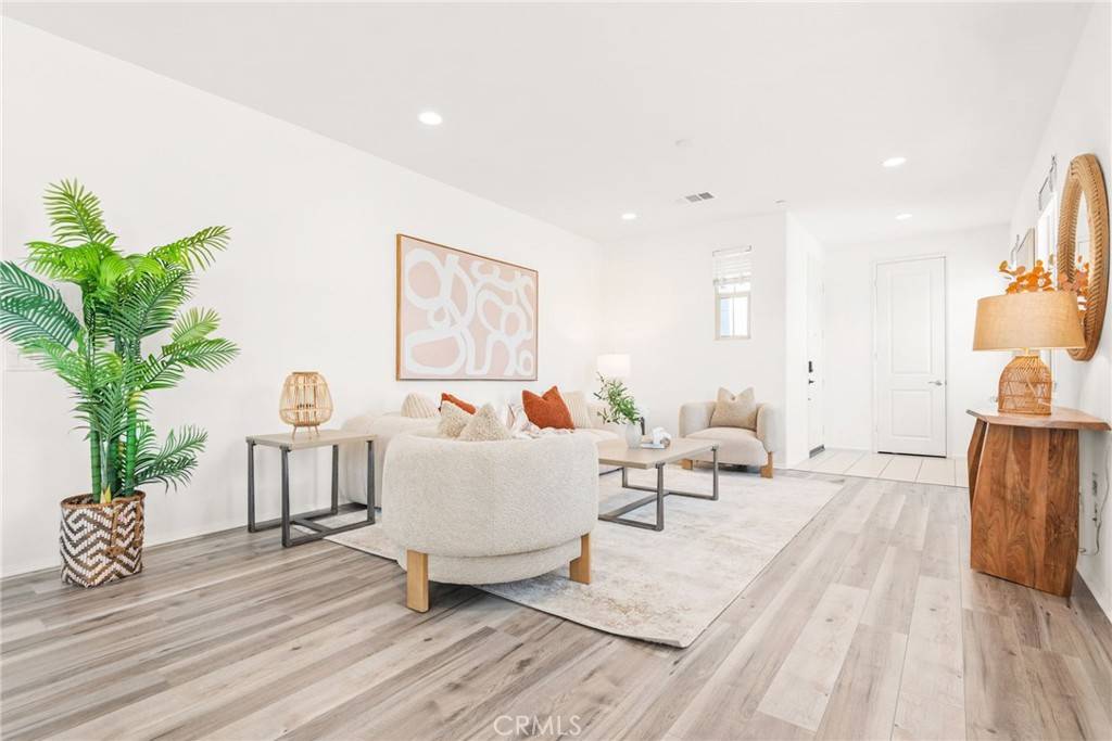 Rosemead, CA 91770,8254 Lily DR