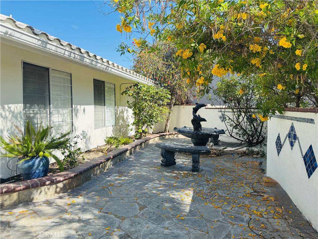 Fullerton, CA 92833,2316 Camino Monte