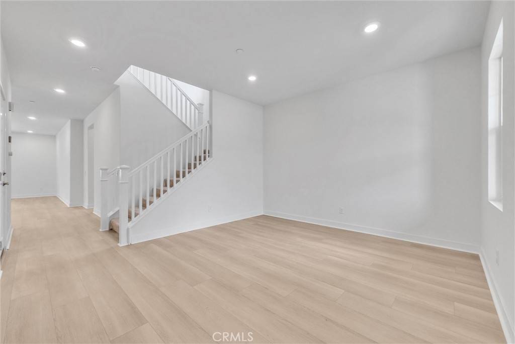 Ontario, CA 91762,4742 S Scott WAY