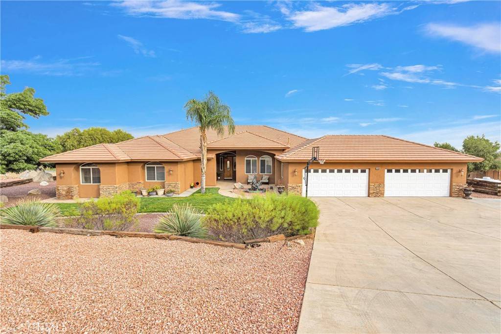 22428 Valley View RD, Apple Valley, CA 92308