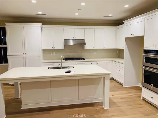 Irvine, CA 92620,101 Omar