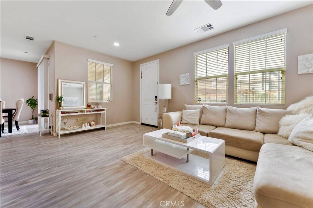 Chino, CA 91710,6045 Lyon ST