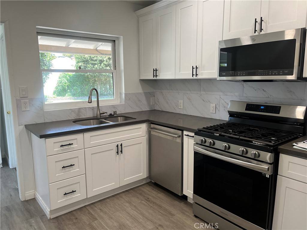 Anaheim, CA 92805,408 S Indiana ST