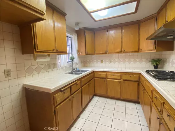 Alhambra, CA 91803,1901 La Paloma AVE