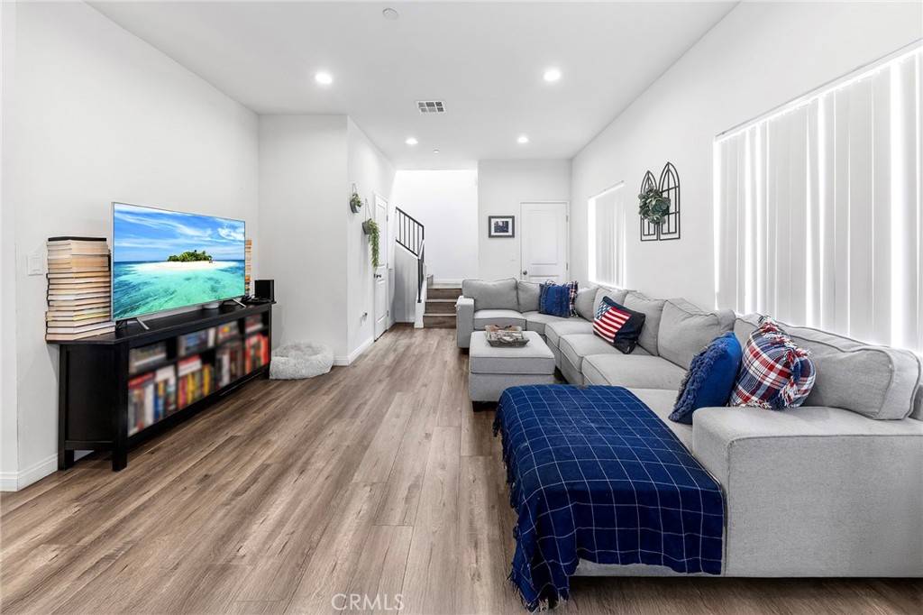 Azusa, CA 91702,418 N Dalton AVE