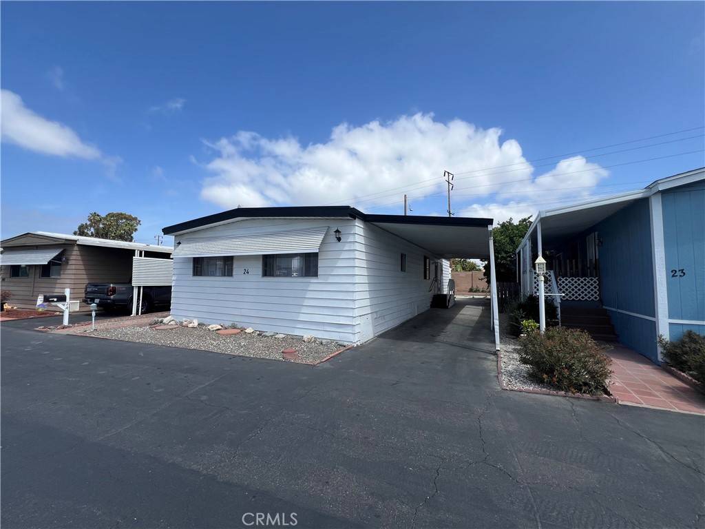 Westminster, CA 92683,15621 Beach BLVD #24