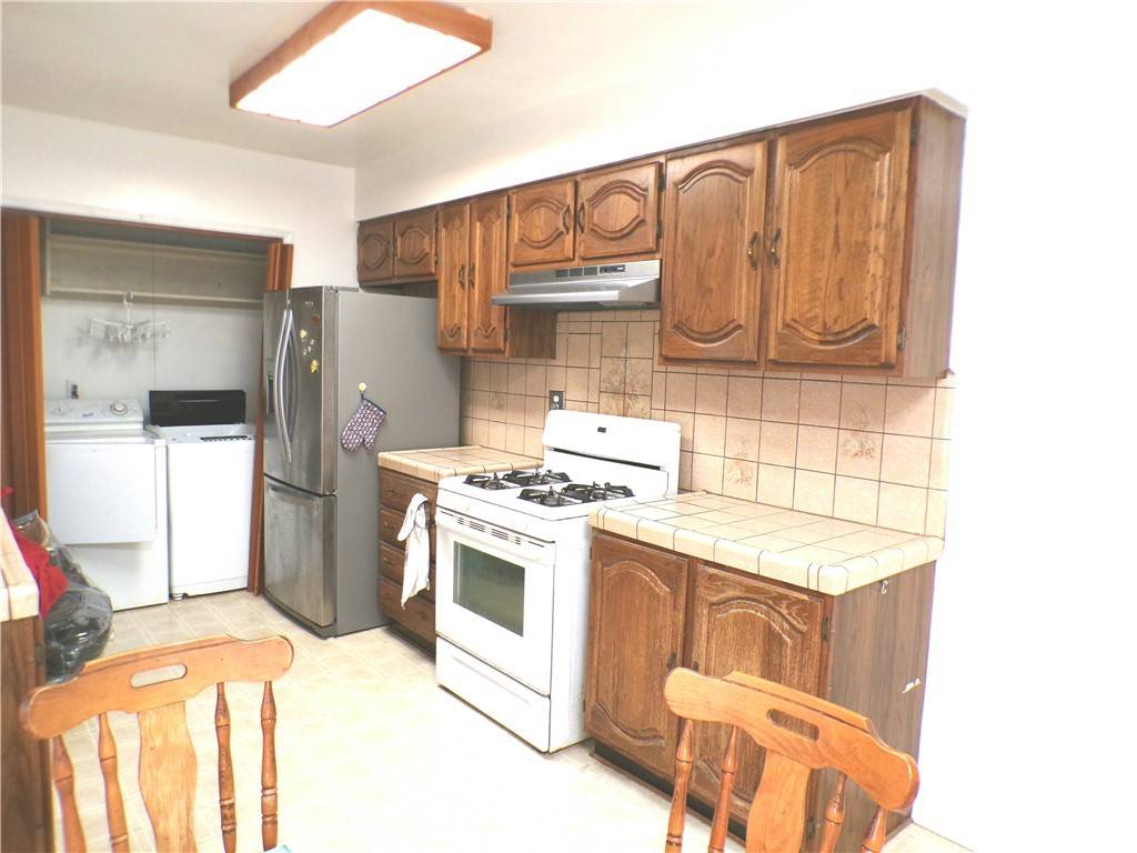 Monterey Park, CA 91755,662 Kempton AVE