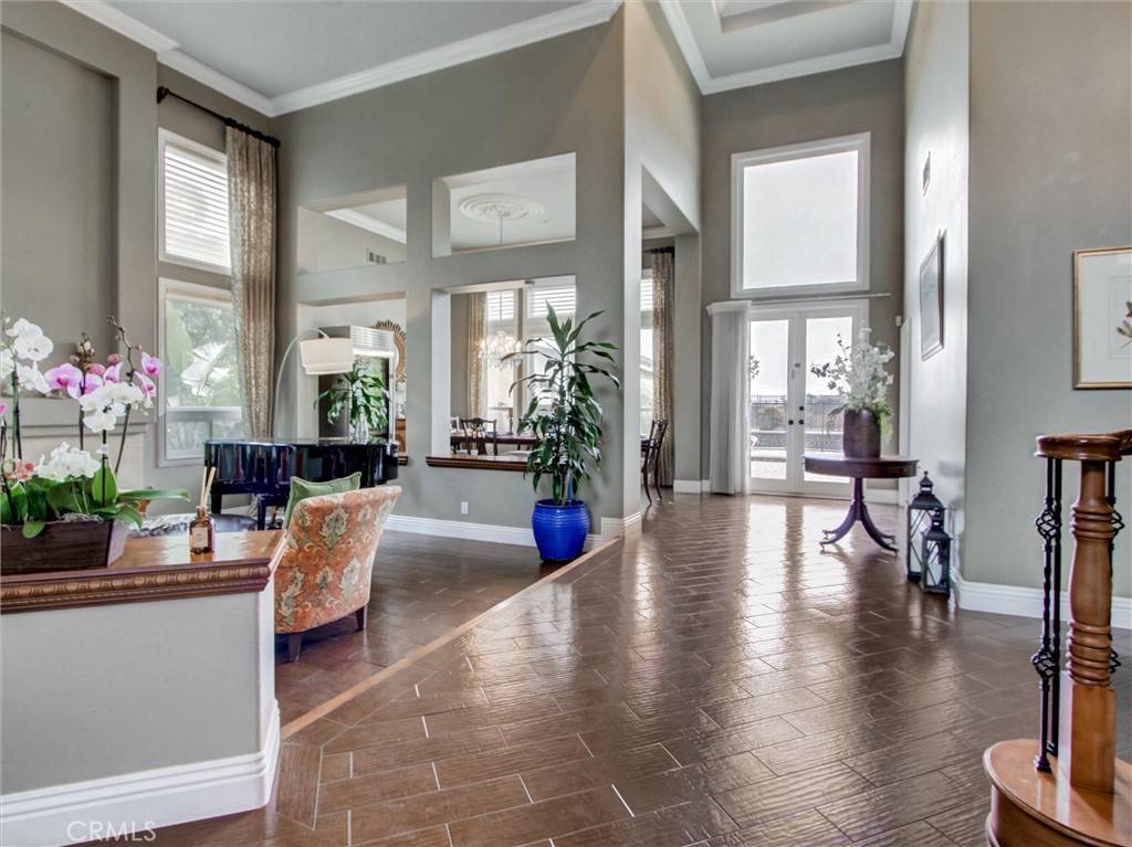 Yorba Linda, CA 92887,27020 Daisy CIR