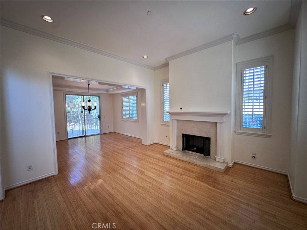 Arcadia, CA 91006,1111 E Longden Ave