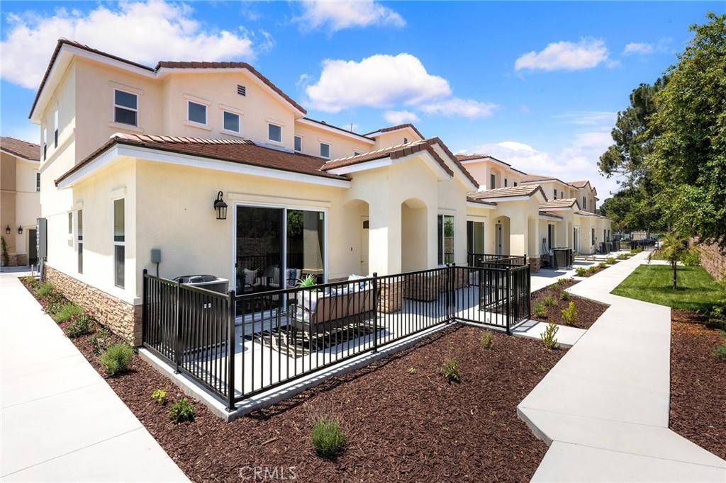 Pomona, CA 91766,1212 S San Antonio AVE