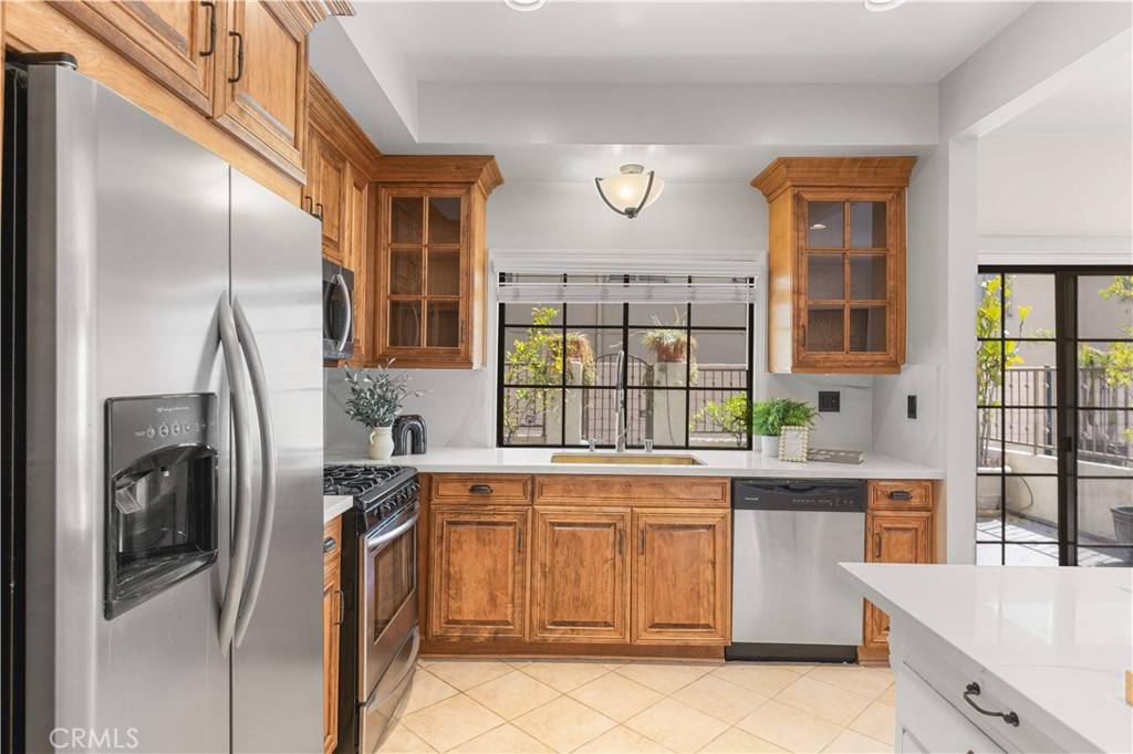 Pasadena, CA 91101,227 S Madison AVE #104