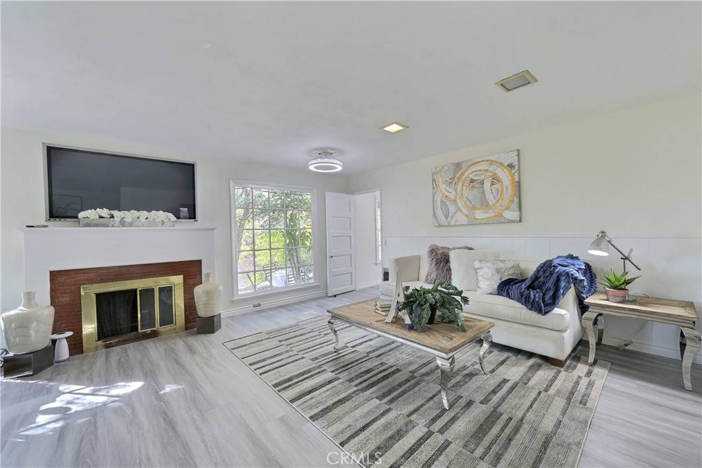 Monrovia, CA 91016,330 N Madison AVE