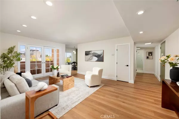 1010 Palm AVE #207, West Hollywood, CA 90069
